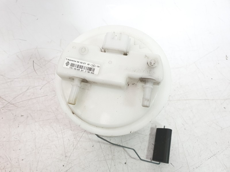 Recambio de bomba combustible para renault clio iv grandtour (kh_) 0.9 tce 90 referencia OEM IAM 170114543R  