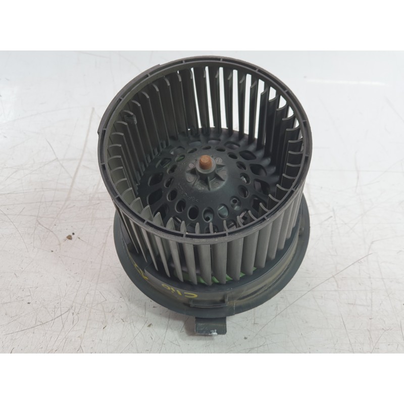 Recambio de ventilador calefaccion para renault clio iv grandtour (kh_) 0.9 tce 90 referencia OEM IAM 272101170R  VHF640017HQ/NI