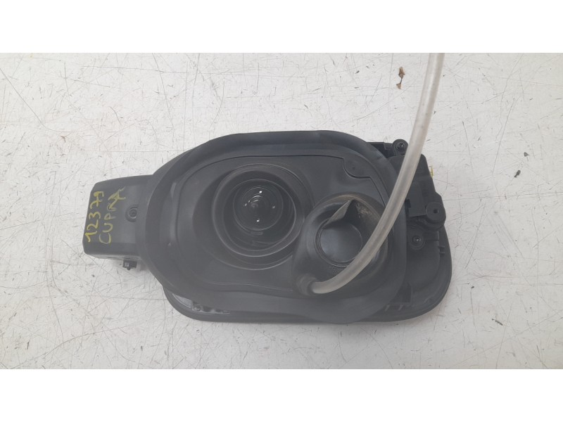 Recambio de tapa exterior combustible para cupra leon (kl1, ku1, kug) 1.5 tsi referencia OEM IAM 5FA809905J  