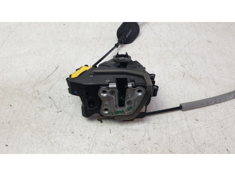 Recambio de cerradura puerta delantera derecha para renault austral techno referencia OEM IAM 805021259R  