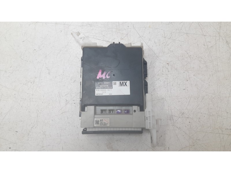 Recambio de modulo electronico para toyota c-hr (_x1_) 1.8 hybrid (zyx10_, zyx11_) referencia OEM IAM 89221F4030  