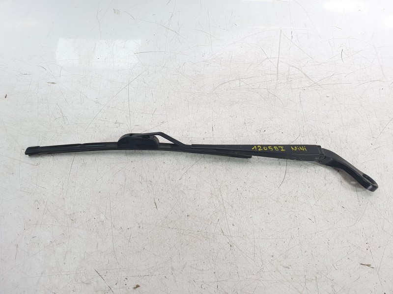 Recambio de brazo limpia delantero derecho para mini f56 cooper s referencia OEM IAM 733547705  