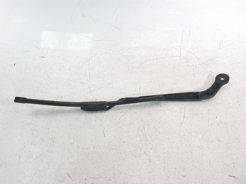 Recambio de brazo limpia delantero derecho para mini f56 cooper s referencia OEM IAM 733547705  