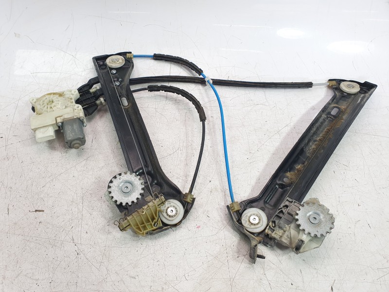 Recambio de elevalunas delantero izquierdo para mini f56 cooper s referencia OEM IAM 7296441  