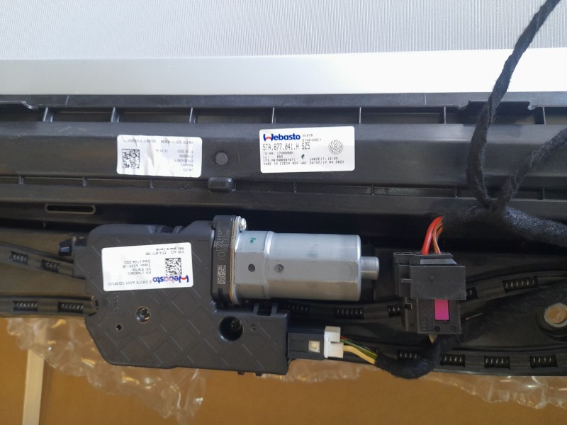 Recambio de techo electrico para volkswagen touran (5t1) 2.0 tdi referencia OEM IAM 5TA817101C  