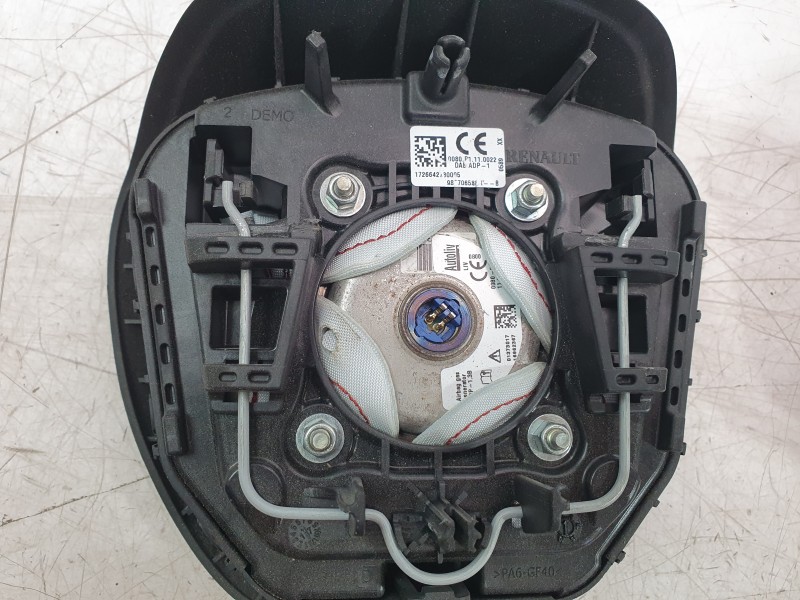 Recambio de kit airbag para renault clio iv grandtour (kh_) 0.9 tce 90 referencia OEM IAM 681001821R  