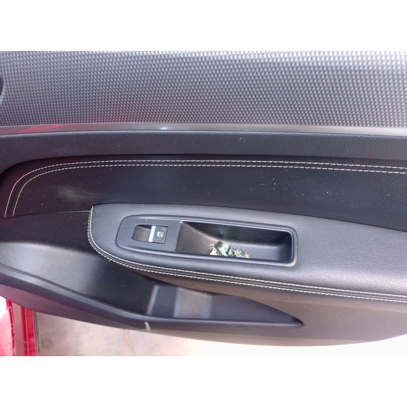 Recambio de mando elevalunas trasero derecho para renault arkana i (lcm_, ldn_) 1.3 tce 140 (ldn0) referencia OEM IAM   