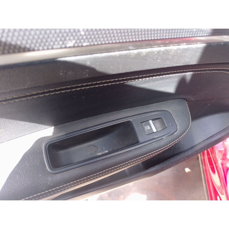 Recambio de mando elevalunas trasero izquierdo para renault arkana i (lcm_, ldn_) 1.3 tce 140 (ldn0) referencia OEM IAM   