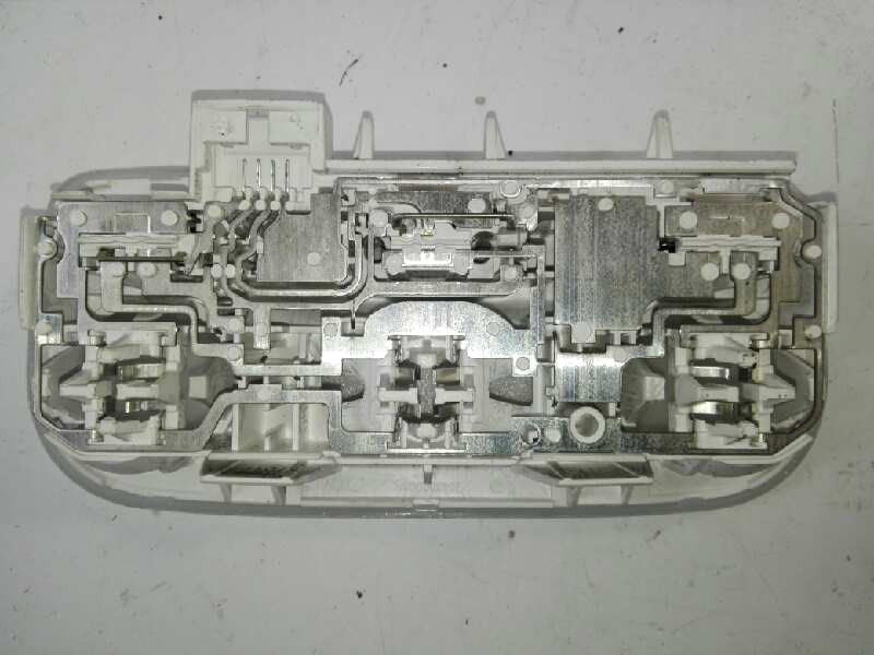 Recambio de luz interior para renault megane iii coupe dynamique referencia OEM IAM 264300007R  