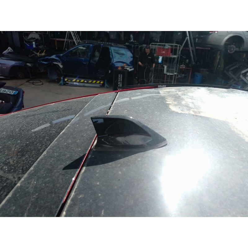 Recambio de antena para renault arkana i (lcm_, ldn_) 1.3 tce 140 (ldn0) referencia OEM IAM   