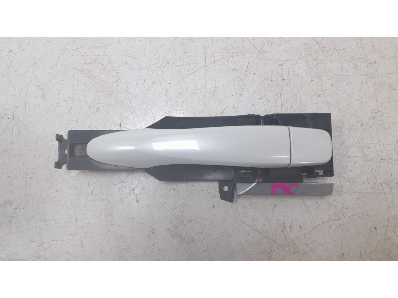 Recambio de maneta exterior delantera derecha para nissan micra v (k14) 0.9 ig-t referencia OEM IAM 826405FA0A  