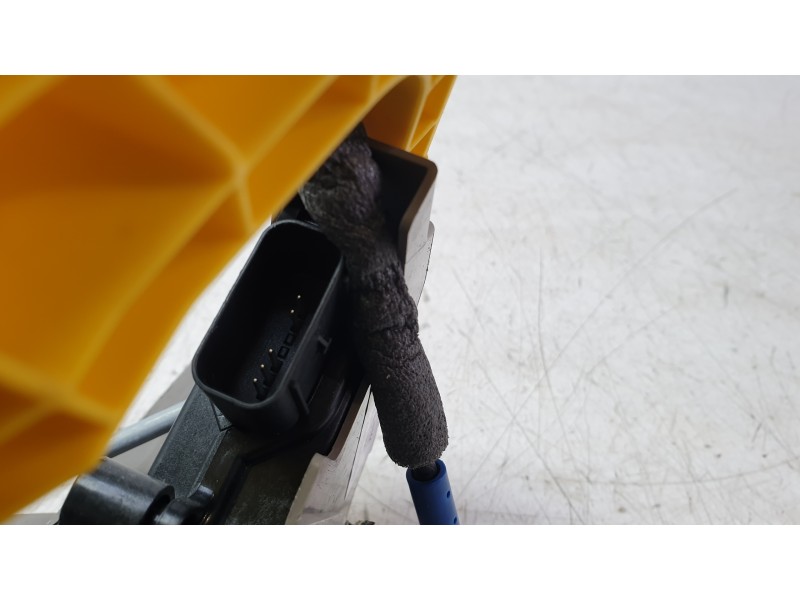 Recambio de cerradura puerta trasera derecha para kia xceed 1.0 t-gdi 74 kw (100 cv) referencia OEM IAM 81420J7300  