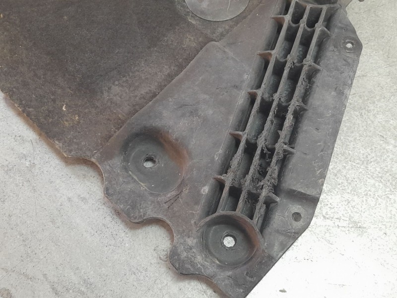 Recambio de cubrecarter para audi a4 b9 (8w2, 8wc) 40 tfsi mild hybrid referencia OEM IAM   