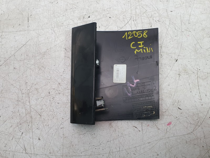 Recambio de moldura para mini f56 cooper s referencia OEM IAM 9362435  