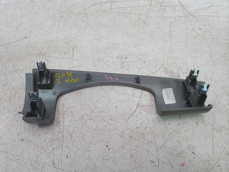 Recambio de moldura para mini f56 cooper s referencia OEM IAM 9297772  