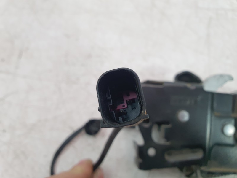 Recambio de cerradura capo para mini f56 cooper s referencia OEM IAM 7300569  