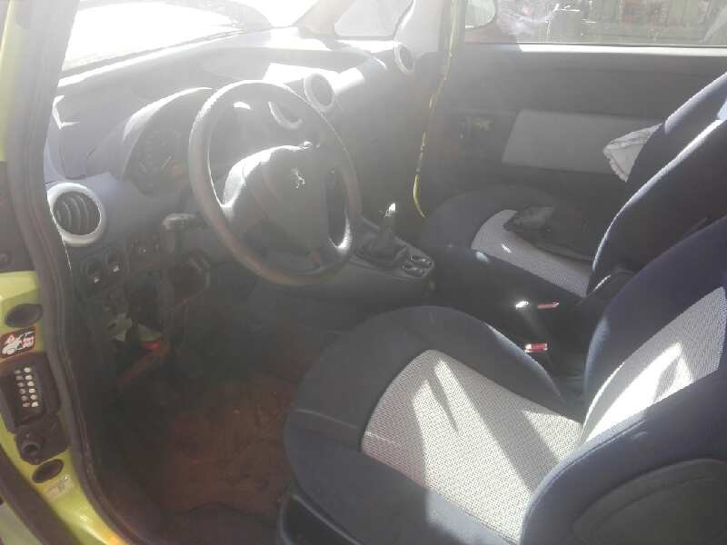 peugeot 1007 del año 2008