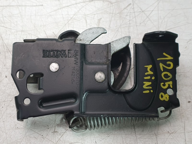 Recambio de cerradura capo para mini f56 cooper s referencia OEM IAM 7300570  