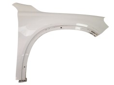 Recambio de aleta delantera derecha para mercedes-benz clase gla (x156) gla 180 (156.942) referencia OEM IAM A1568800218  