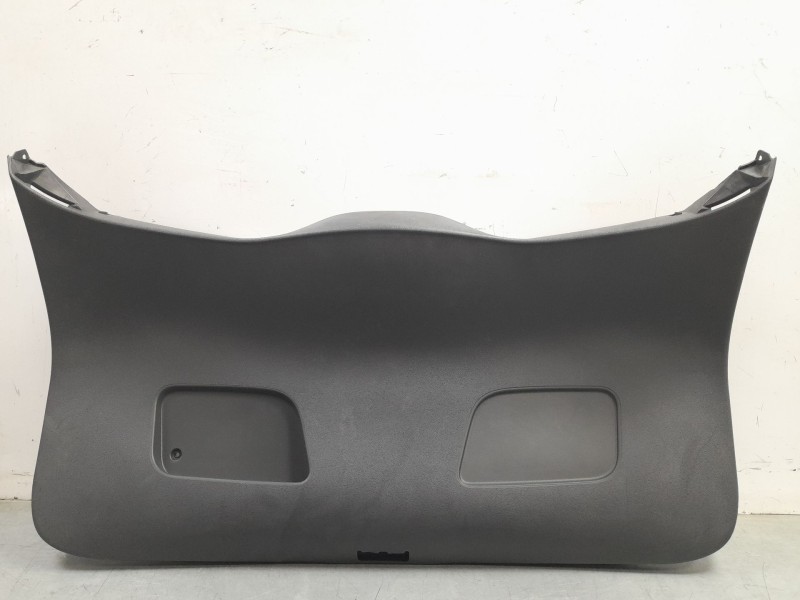 Recambio de guarnecido porton trasero para renault clio iii (br0/1, cr0/1) 1.2 16v referencia OEM IAM 8200612467  