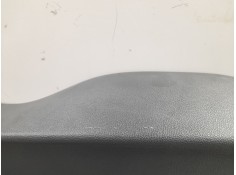 Recambio de guarnecido porton trasero para renault clio iii (br0/1, cr0/1) 1.2 16v referencia OEM IAM 8200612467   2