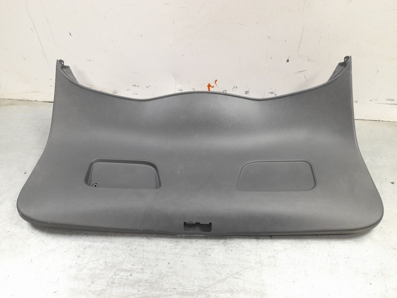 Recambio de guarnecido porton trasero para renault clio iii (br0/1, cr0/1) 1.2 16v referencia OEM IAM 8200612467  