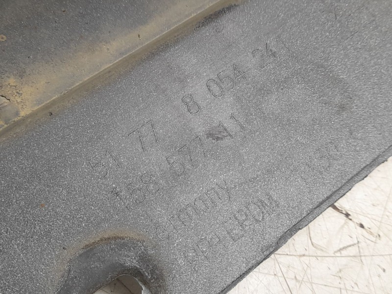 Recambio de estribos laterales para bmw 3 (f30, f80) 340 i xdrive referencia OEM IAM 51778054241  