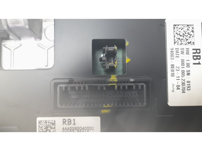 Recambio de cuadro instrumentos para hyundai kona maxx 2wd referencia OEM IAM 94003BE010  