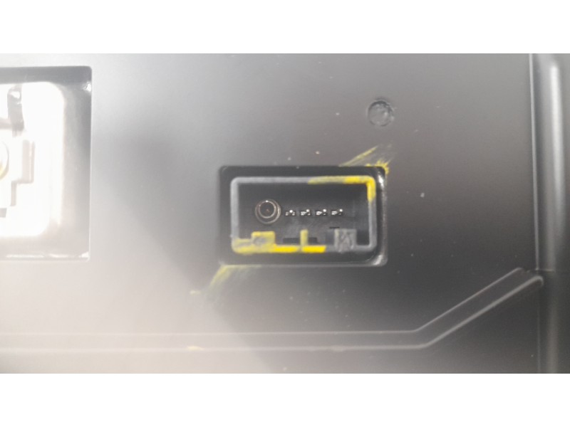 Recambio de cuadro instrumentos para hyundai kona maxx 2wd referencia OEM IAM 94003BE010  