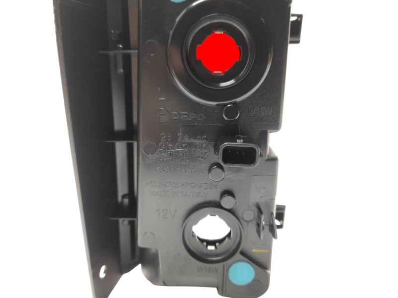 Recambio de faro antiniebla trasero izquierdo para renault trafic furgón referencia OEM IAM 265598248R  103F18020381/16806311/31