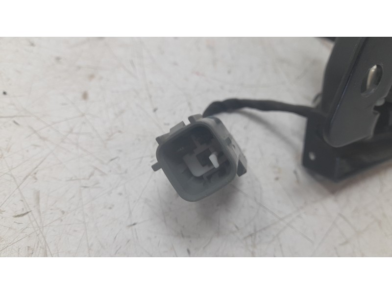 Recambio de cerradura capo para mg zs suv (azs1) 1.5 vti referencia OEM IAM 10431597  