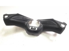 Recambio de moldura para yamaha x-max 125 referencia OEM IAM B74F621300  