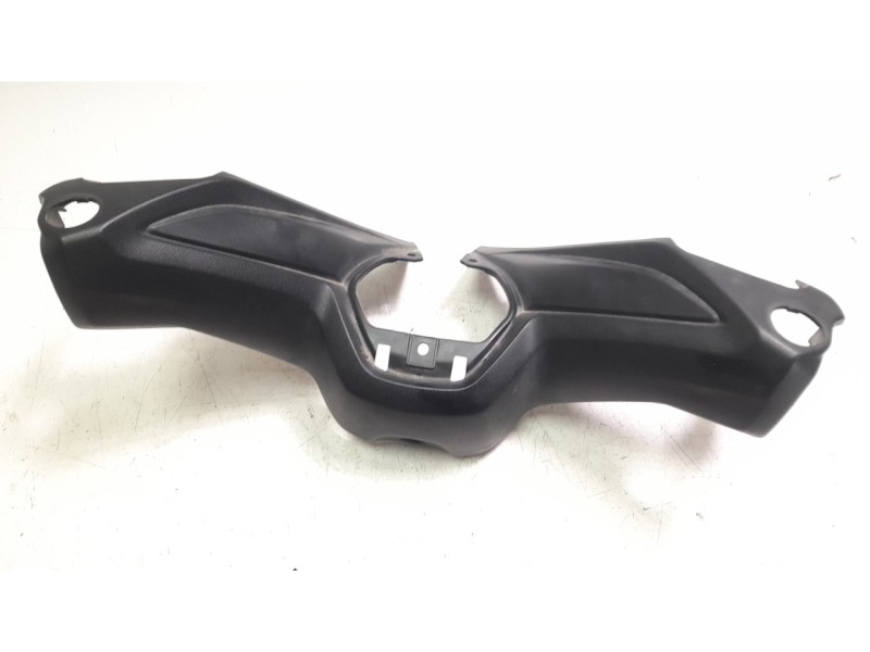 Recambio de moldura para yamaha x-max 125 referencia OEM IAM B74F621300  