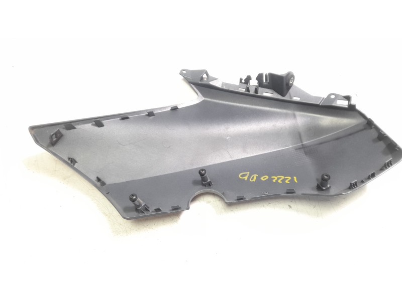 Recambio de carenado delantero derecho para yamaha x-max 125 referencia OEM IAM BL1F8377003E  