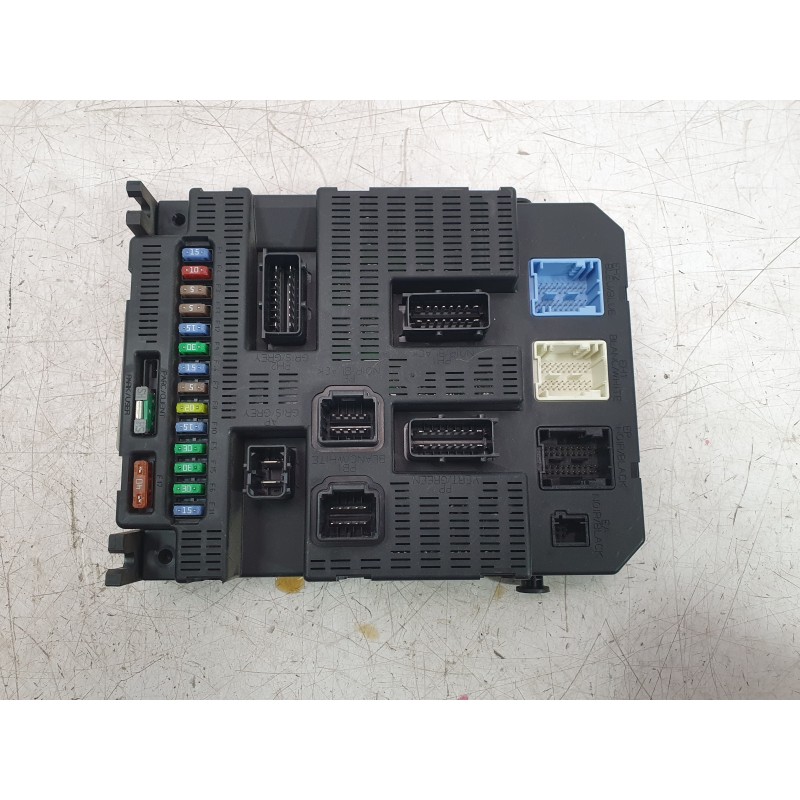 Recambio de caja reles / fusibles para citroën c3 i (fc_, fn_) 1.4 hdi referencia OEM IAM 9659285380 BSI2004P0600 