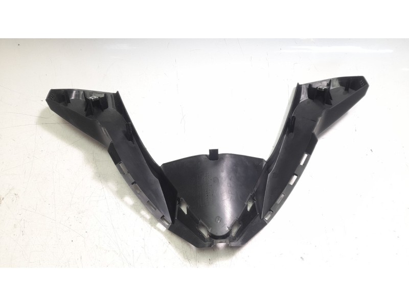 Recambio de moldura para yamaha x-max 125 referencia OEM IAM B74H212900  