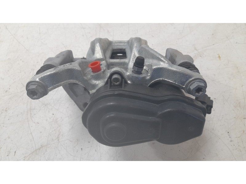 Recambio de pinza de freno trasera izquierda para toyota c-hr (_x1_) 1.8 hybrid (zyx10_, zyx11_) referencia OEM IAM 47850F4030  