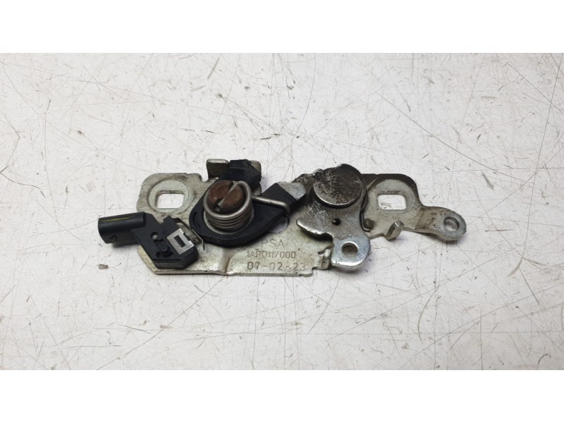 Recambio de cerradura capo para citroën c4 iii (ba_, bb_, bc_) 1.2 puretech 130 (bahnsa, bahnsb) referencia OEM IAM 1AR0117000  