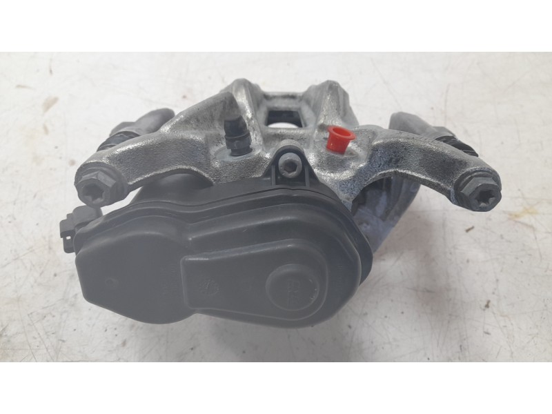 Recambio de pinza de freno trasera derecha para toyota c-hr (_x1_) 1.8 hybrid (zyx10_, zyx11_) referencia OEM IAM 47830F4030  