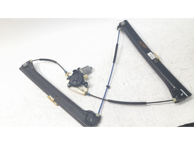 Recambio de elevalunas delantero izquierdo para volkswagen touran (5t1) edition bmt referencia OEM IAM 5TA837461A  
