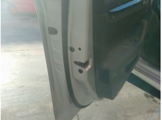 CERRADURA PUERTA DELANTERA IZQUIERDA 