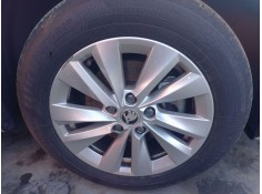 Recambio de llanta para skoda octavia iv (nx3, nn3, pv3) 2.0 tdi referencia OEM IAM   