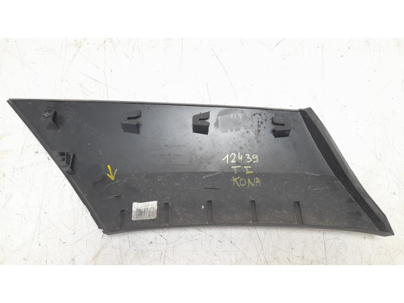 Recambio de moldura para hyundai kona 1.0 t-gdi referencia OEM IAM 87743BE000  