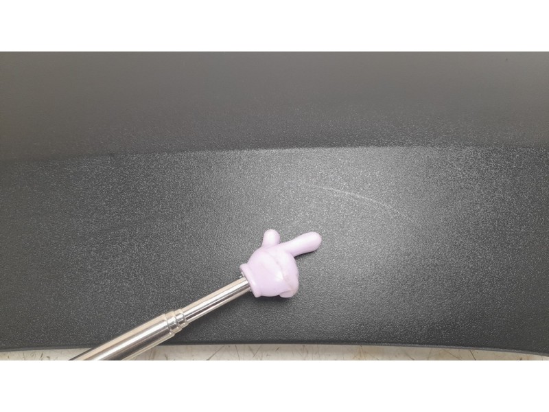 Recambio de moldura para hyundai kona 1.0 t-gdi referencia OEM IAM 87743BE000  