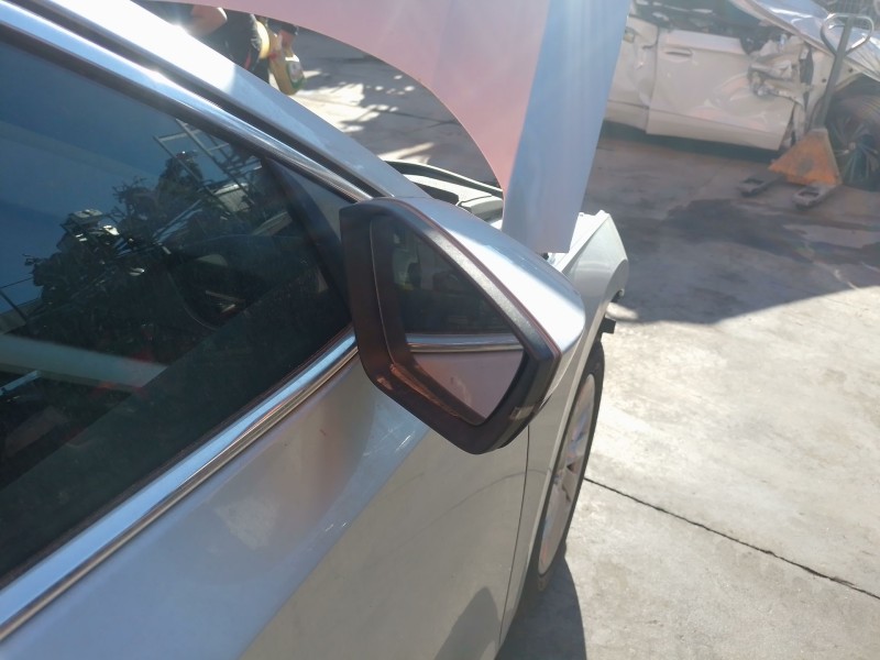Recambio de retrovisor derecho para skoda octavia iv (nx3, nn3, pv3) 2.0 tdi referencia OEM IAM   