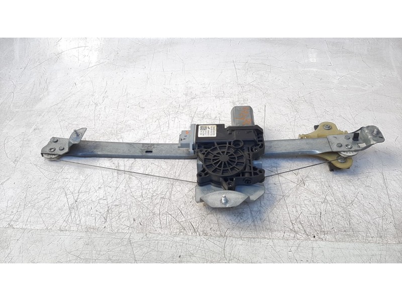 Recambio de elevalunas delantero izquierdo para renault clio iv referencia OEM IAM 807018534R 106199616 