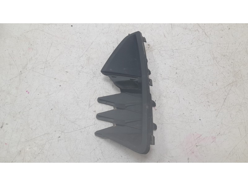 Recambio de moldura paragolpe delantera izquierda para skoda octavia iv (nx3, nn3, pv3) 2.0 tdi referencia OEM IAM 5E3807833D  