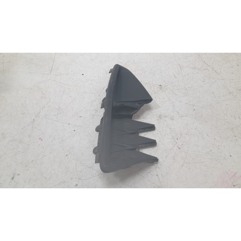Recambio de moldura paragolpe delantera derecha para skoda octavia iv (nx3, nn3, pv3) 2.0 tdi referencia OEM IAM 5E3807834D  