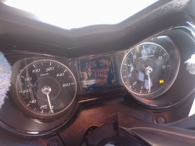 yamaha x-max del año 2021