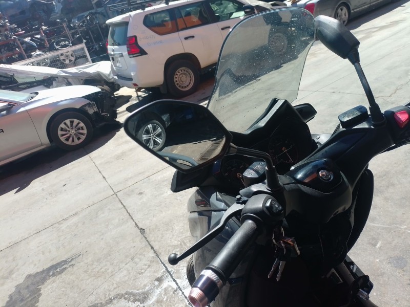 Recambio de retrovisor izquierdo para yamaha x-max x-max 300 (sh14) referencia OEM IAM   
